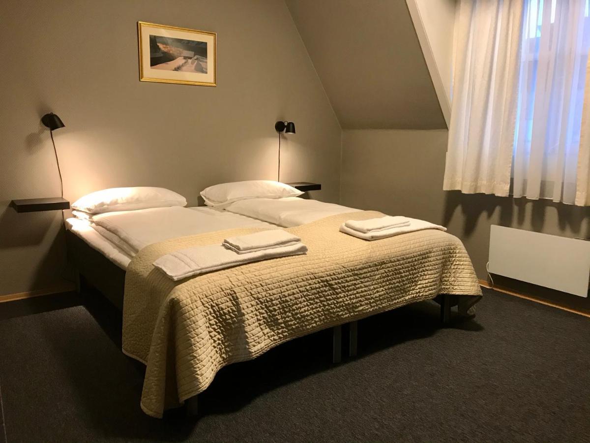 Henriks Hotell Skien Bagian luar foto